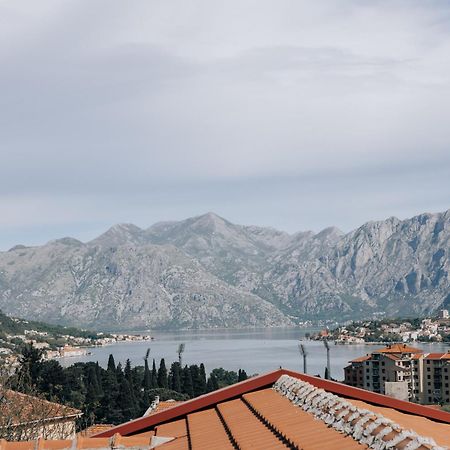 Paradise Bay Apartments Kotor Extérieur photo