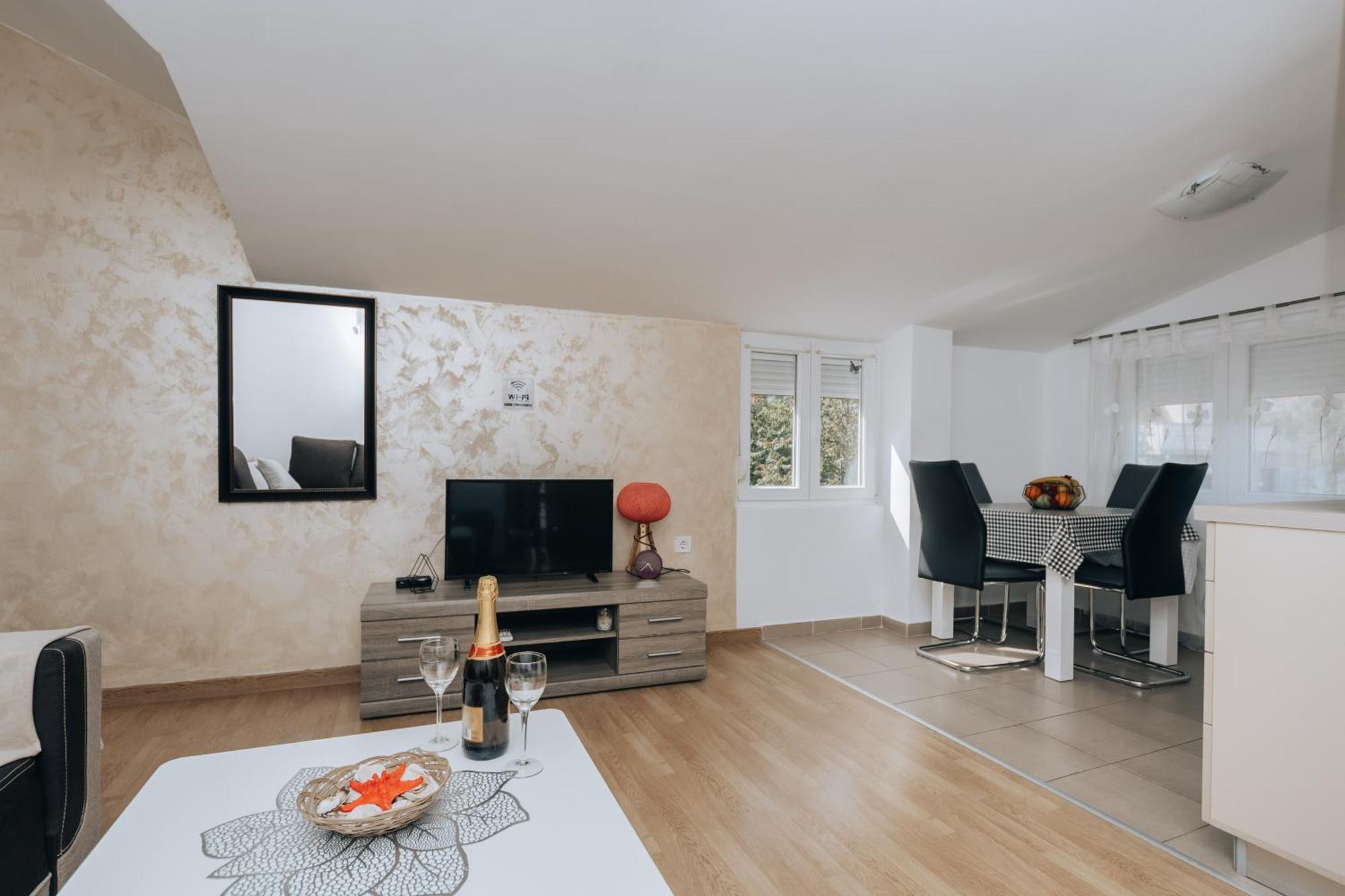 Paradise Bay Apartments Kotor Extérieur photo