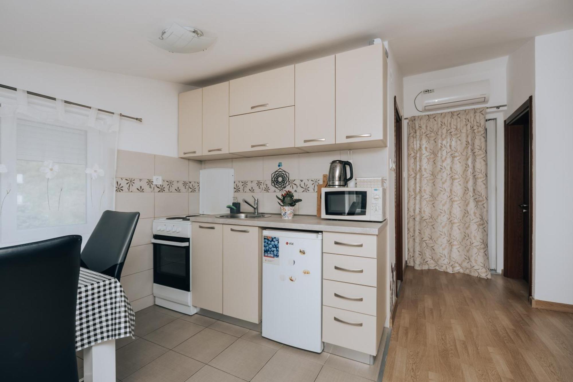 Paradise Bay Apartments Kotor Extérieur photo