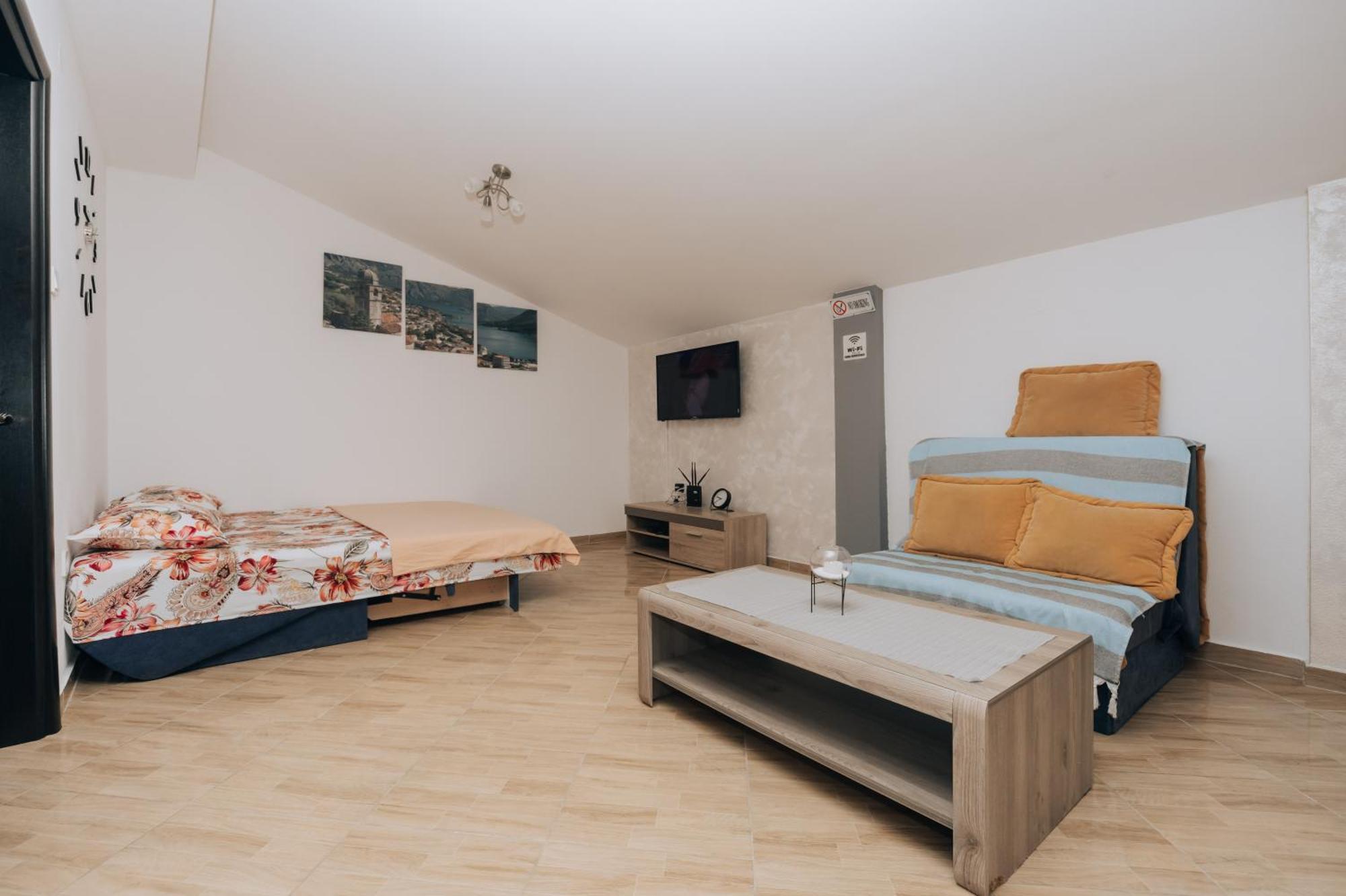Paradise Bay Apartments Kotor Extérieur photo