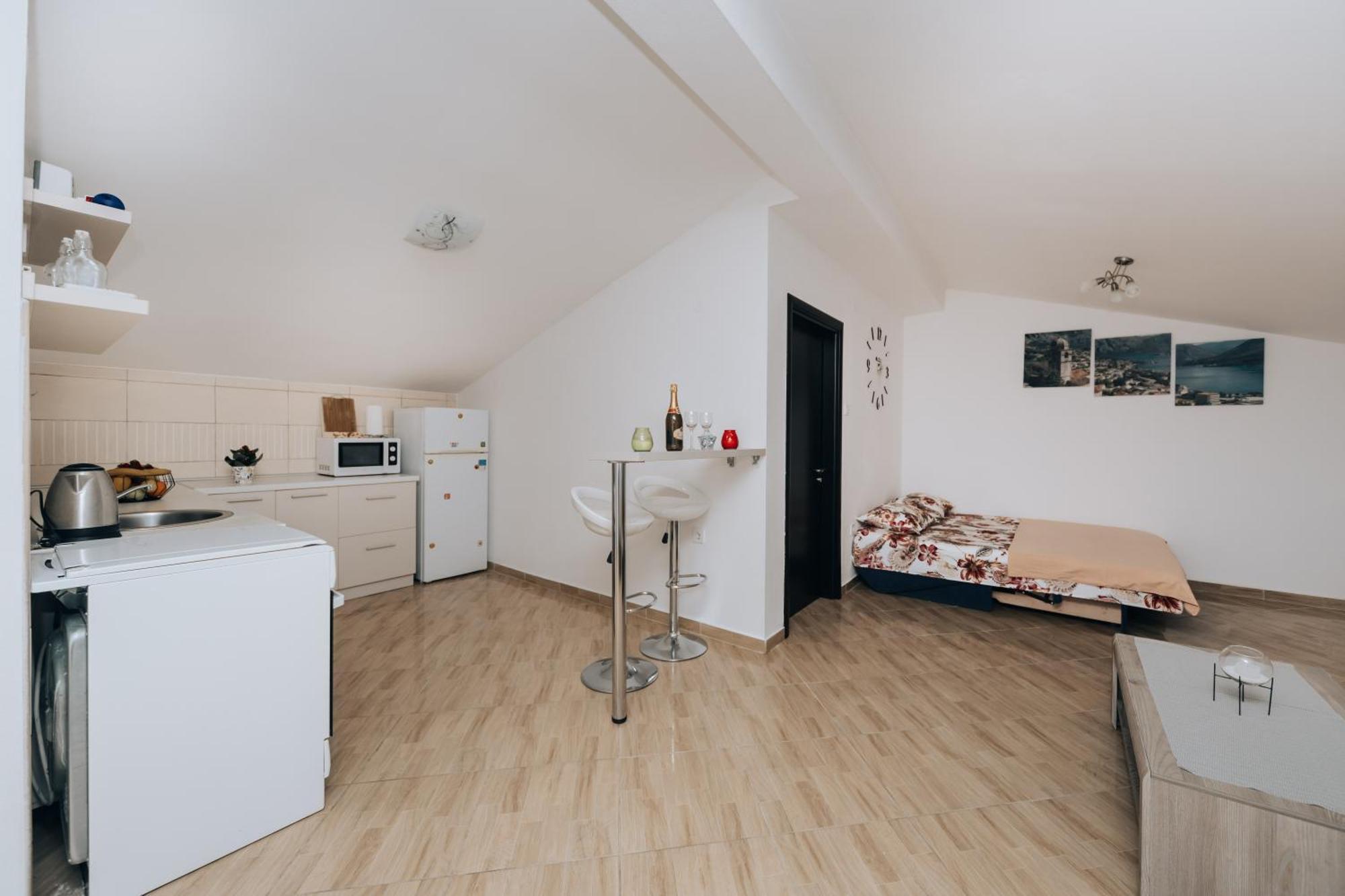 Paradise Bay Apartments Kotor Extérieur photo