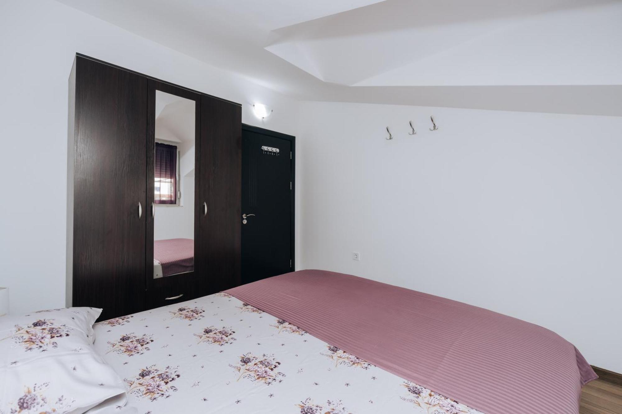 Paradise Bay Apartments Kotor Extérieur photo