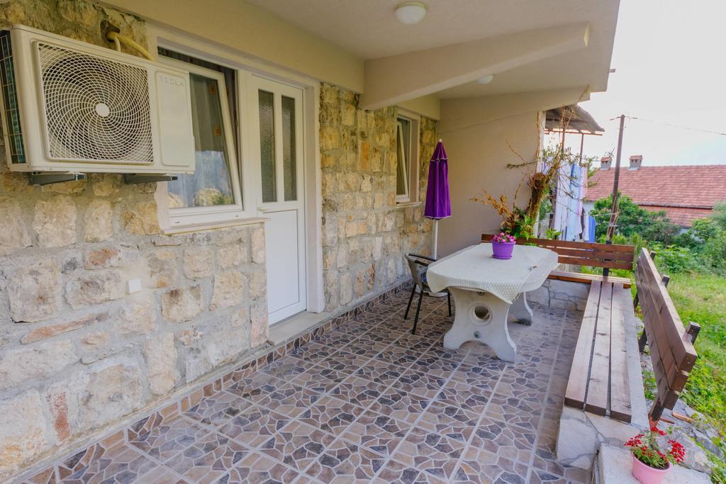 Paradise Bay Apartments Kotor Extérieur photo