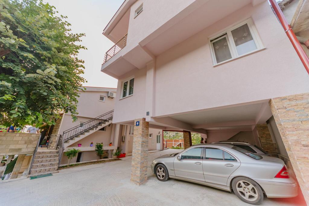 Paradise Bay Apartments Kotor Extérieur photo